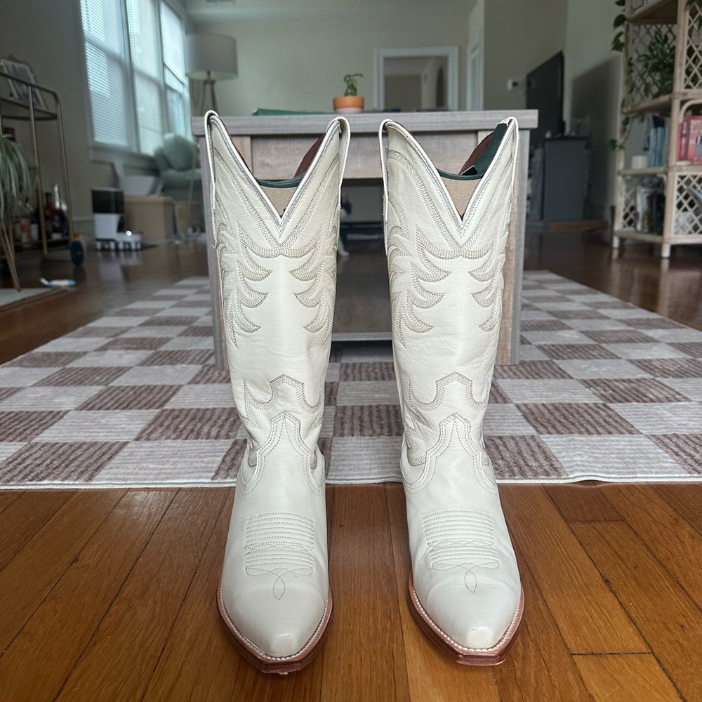 Tecovas in bone